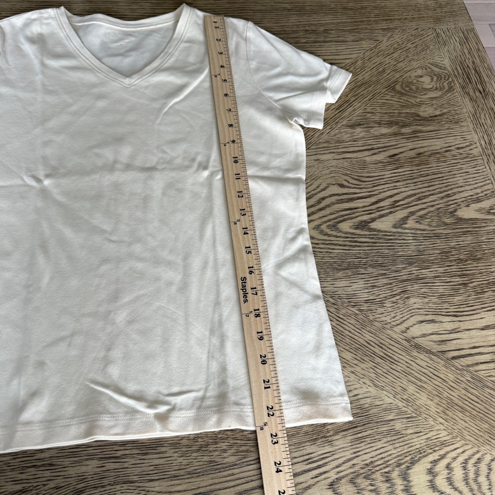LL Bean Womens Cream V-Neck Short Sleeve 100% Cotton T-Shirt Size S 0BJV8 - Picture 4 of 7